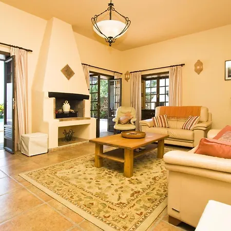 Puerto Del Carmen Sleeps 8 Pool Air Con Wifi Willa Puerto del Carmen (Lanzarote)