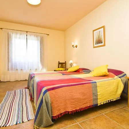 Willa Puerto Del Carmen Sleeps 8 Pool Air Con Wifi *