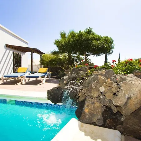Puerto Del Carmen Sleeps 8 Pool Air Con Wifi Villa *